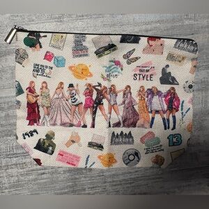 SWIFTIE zipper pouch